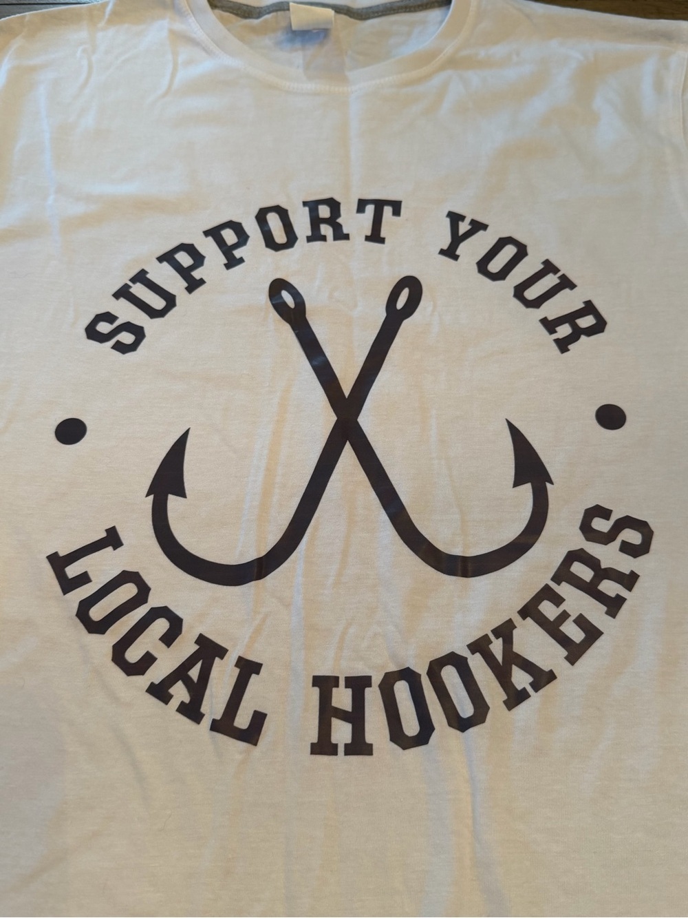 Witty Fishing Tee- size Large NWOT